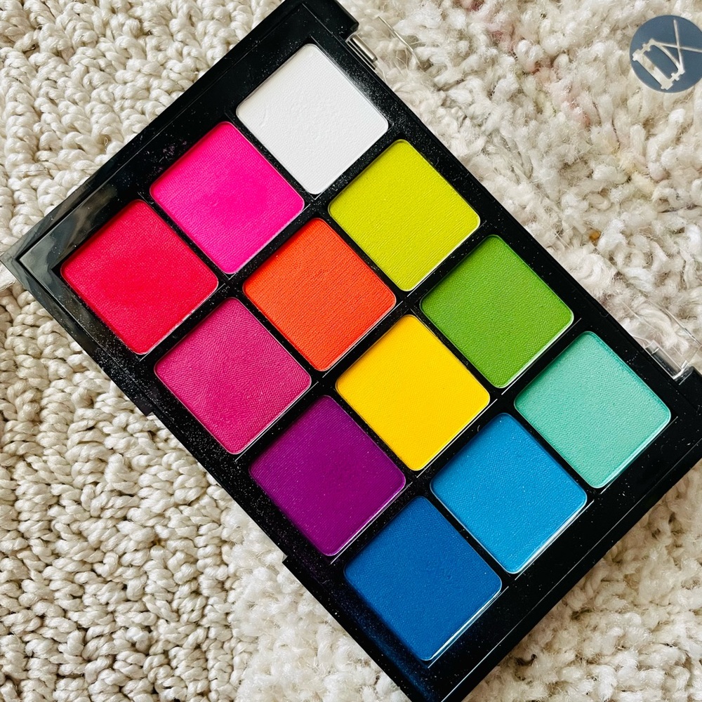 Viseart Editorial eyeshadow palette
